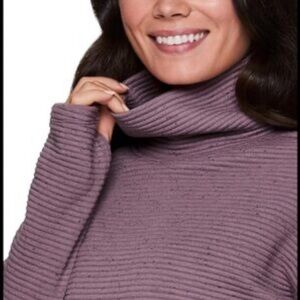 Elegant Mauve Turtleneck Sweater